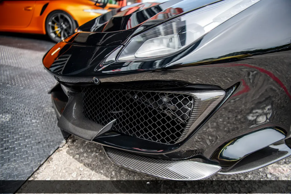 FERRARI 488 PISTA BODYKIT