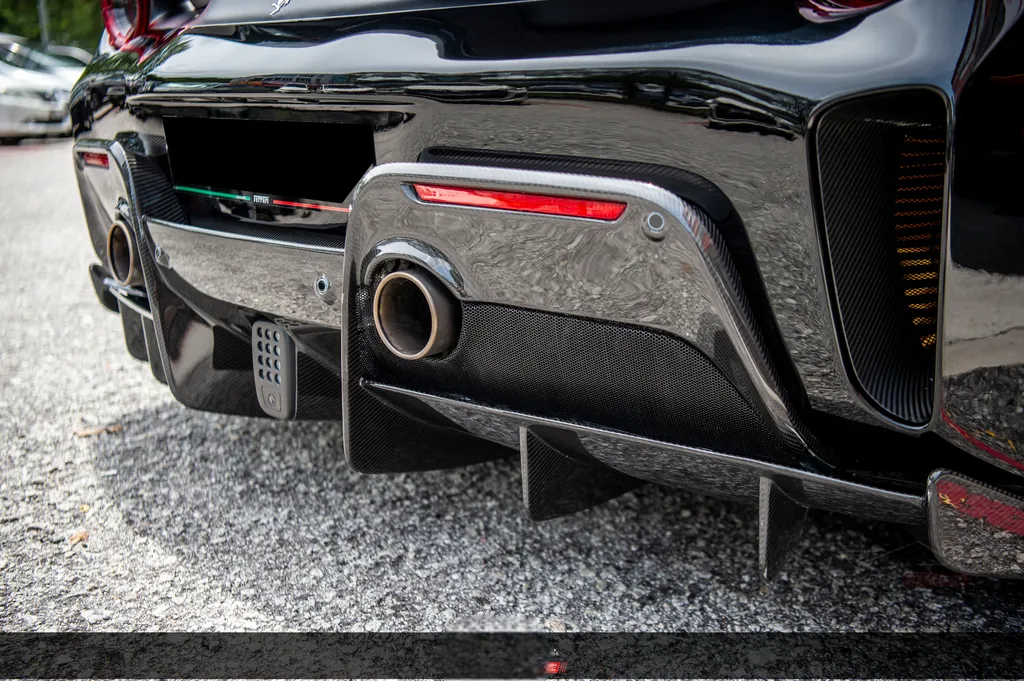 FERRARI 488 PISTA BODYKIT