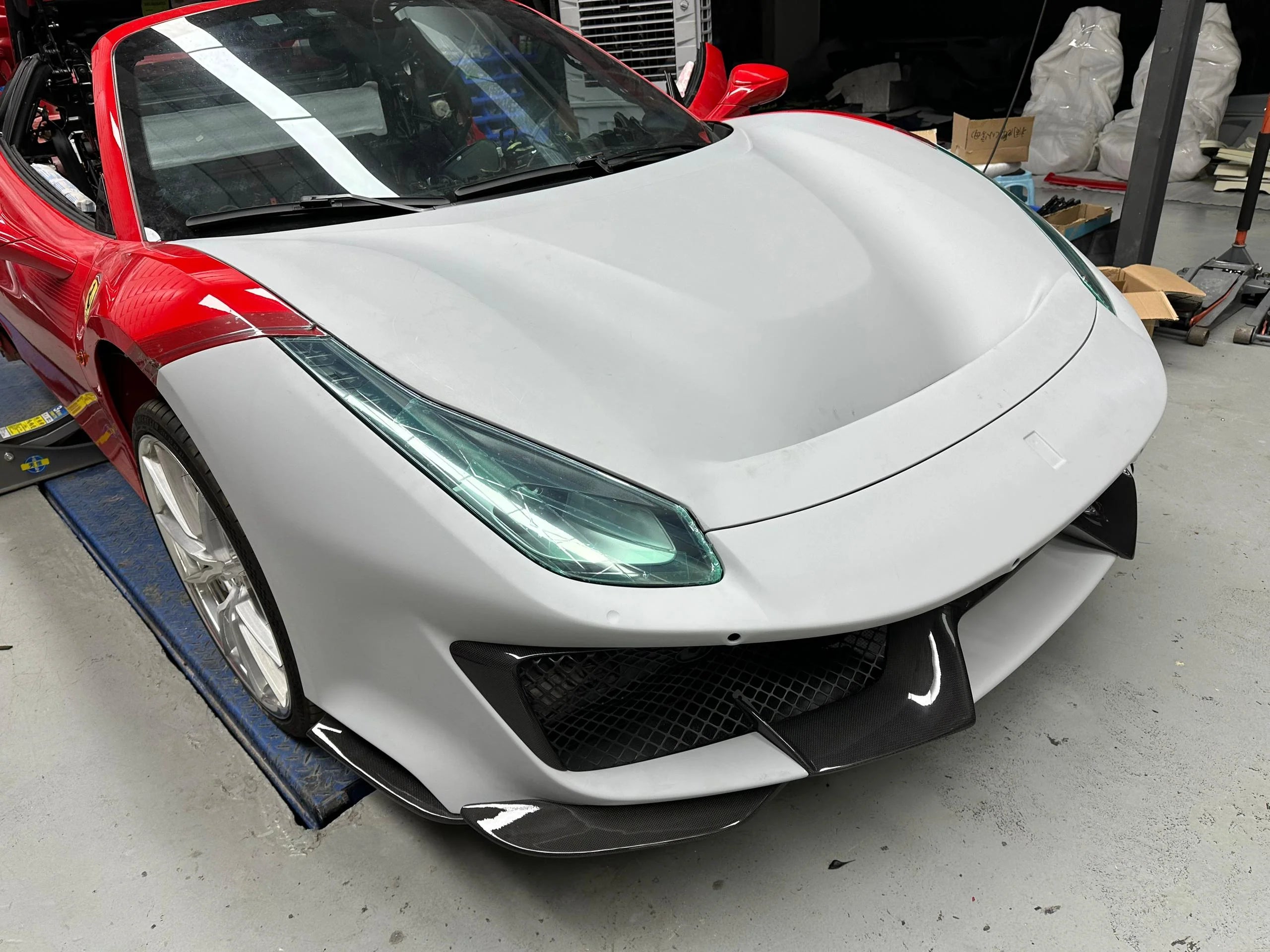 FERRARI 488 PISTA BODYKIT