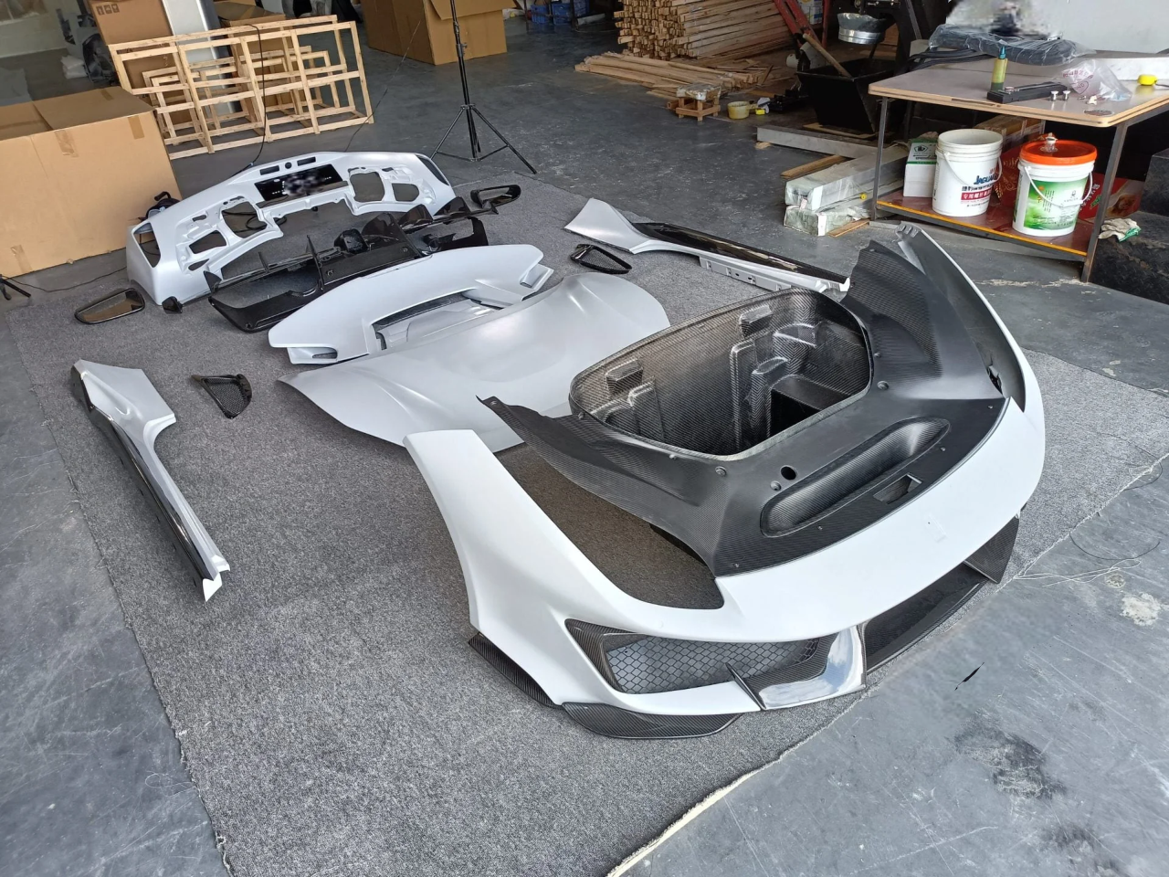FERRARI 488 PISTA BODYKIT