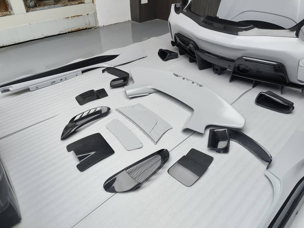 FERRARI 488 PISTA BODYKIT