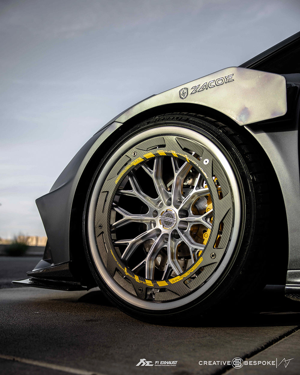 Lamborghini Huracán EVO Fusion Runner Dry Carbon Wide-Body Kit