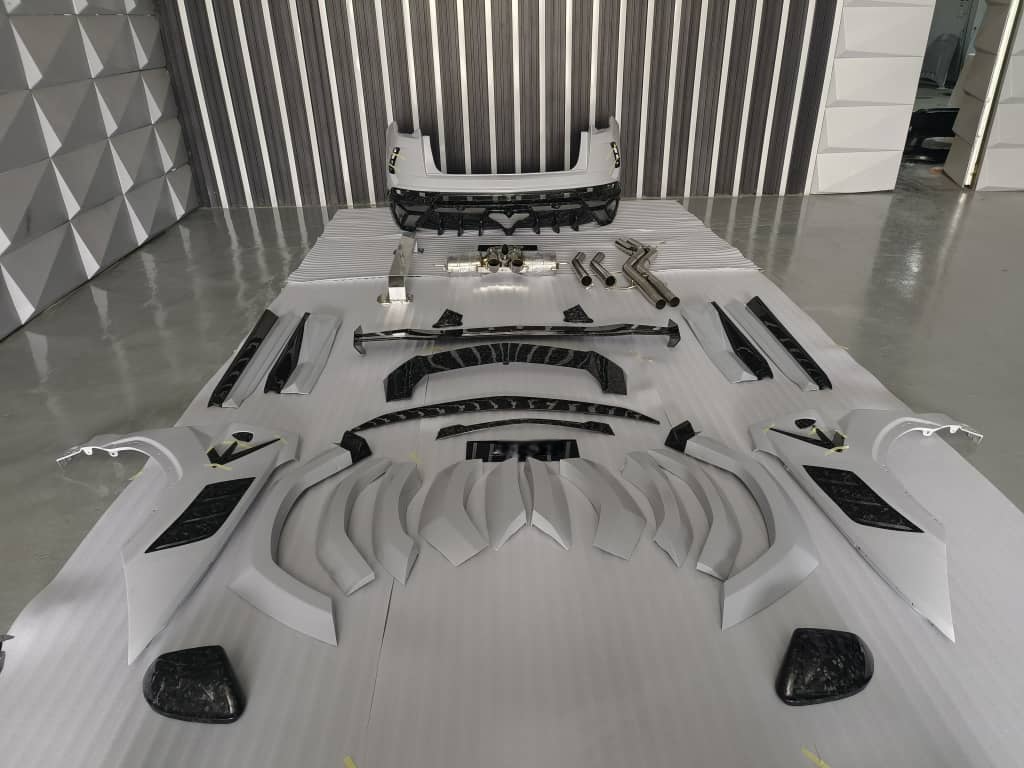 Lamborghini Urus "MANSORY 1st Gen" Dry Carbon Fiber Full Body Kit