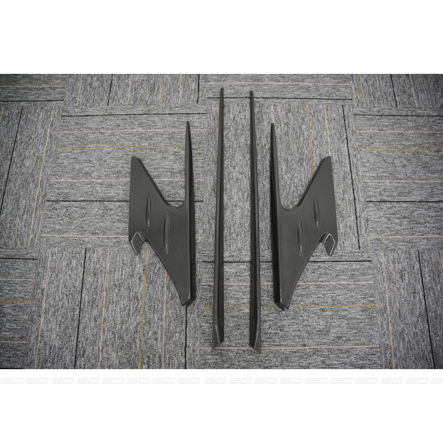 Ferrari 296 GTB BatMan Design Body Kit (Dry Carbon)