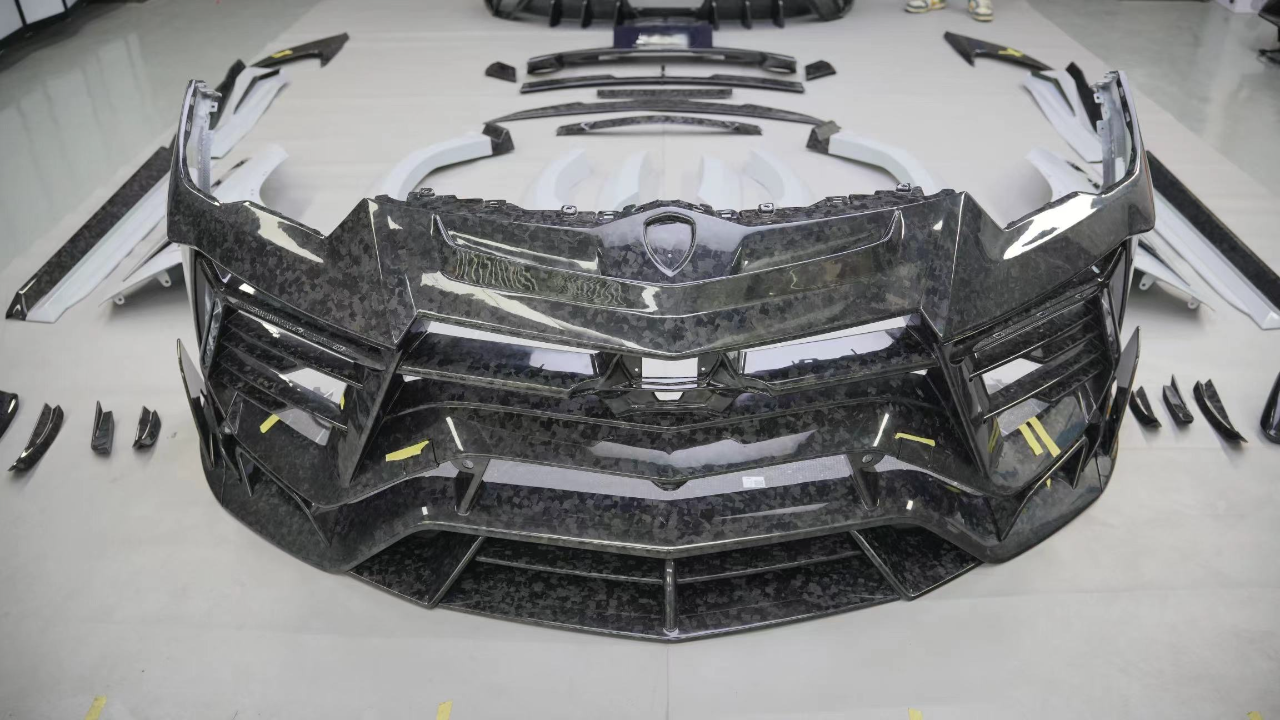 Lamborghini Urus 2024"MANSORY 3rd Gen" Dry Carbon Fiber Full Body Kit