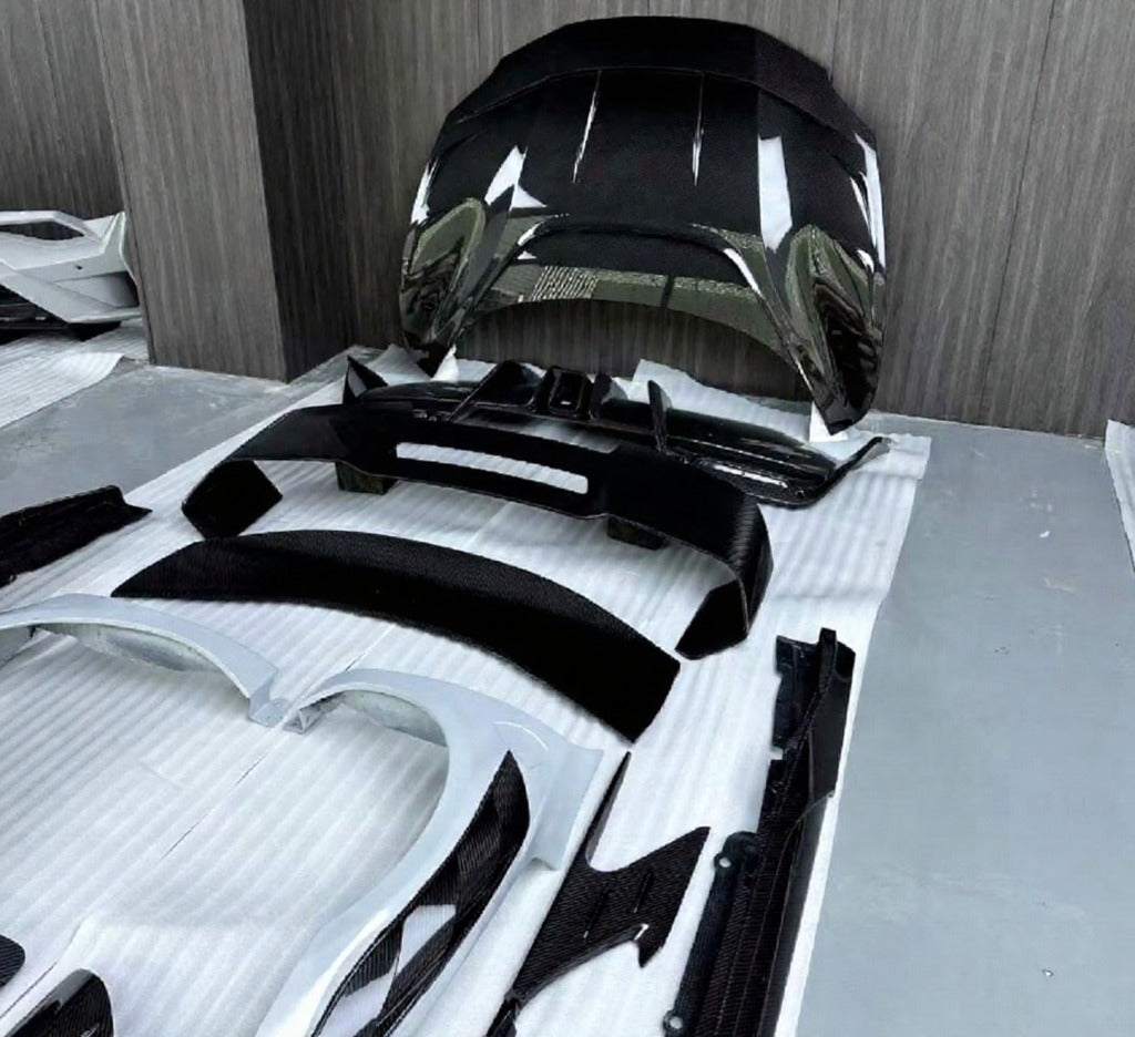 Ferrari 296 GTB BatMan Design Body Kit (Dry Carbon)